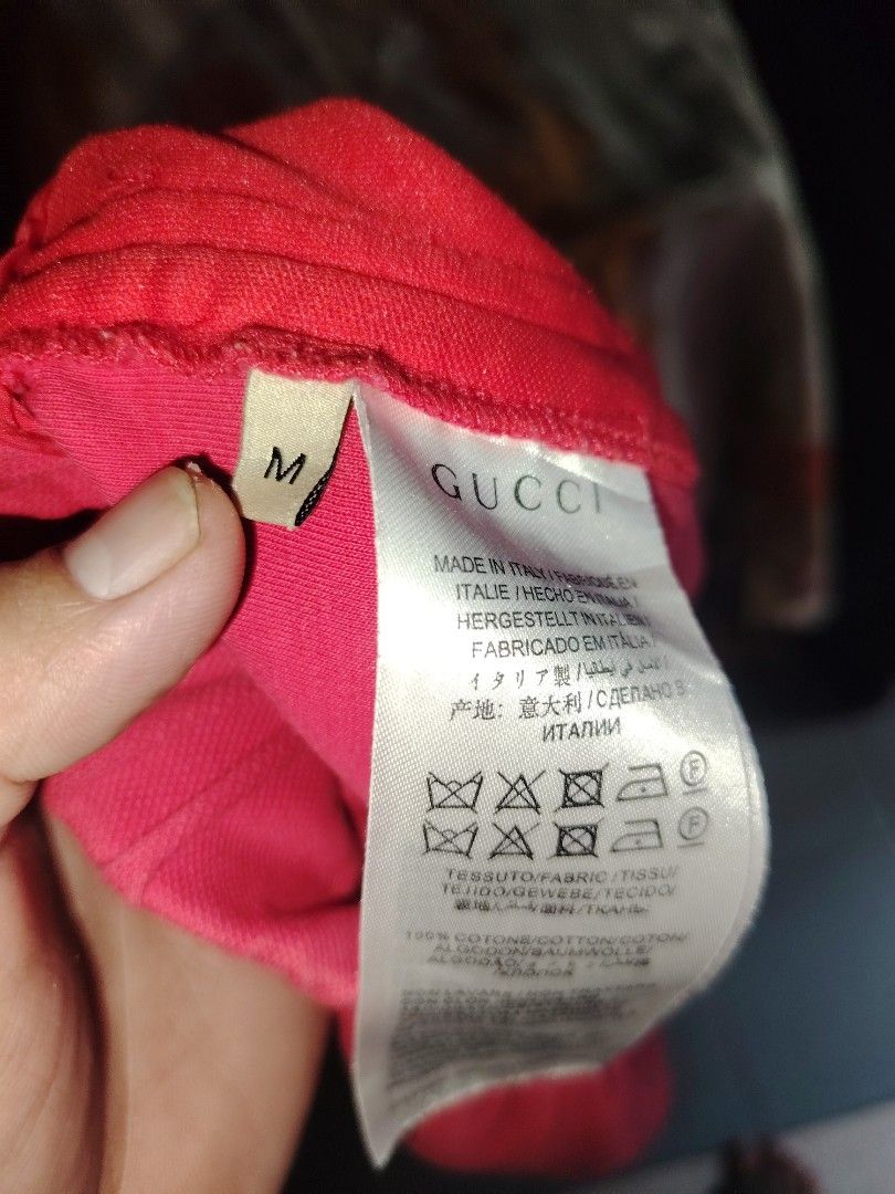GUCCI (Category: Luxury Apparel) located in Pasig City. Submitted by michelle.asuki (Listing ID 1468538760, Image 3). Description: GUCCI SHORT SIZE 30. MEDIUM LENGHT 17 2K DM DM DM DM.