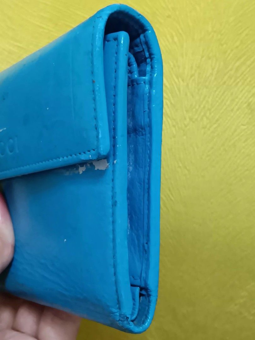 GUCCI WALLET CARD HOLDER (Category: Wallets & Card holders) located in Pasay City. Submitted by secretas (Listing ID 1468531435, Image 2). Description: pina recolor and na stock sya hindi kuna na gamit. if u are interest you can recolor it again to make it look new again. selling it low price..