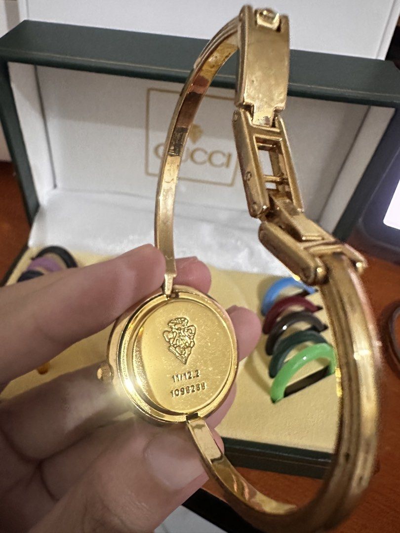Gucci Watch w bezel set (Category: Luxury Watches) located in Valenzuela. Submitted by swiftrabbit.1052a4 (Listing ID 1468640858, Image 3). Description: declutter .