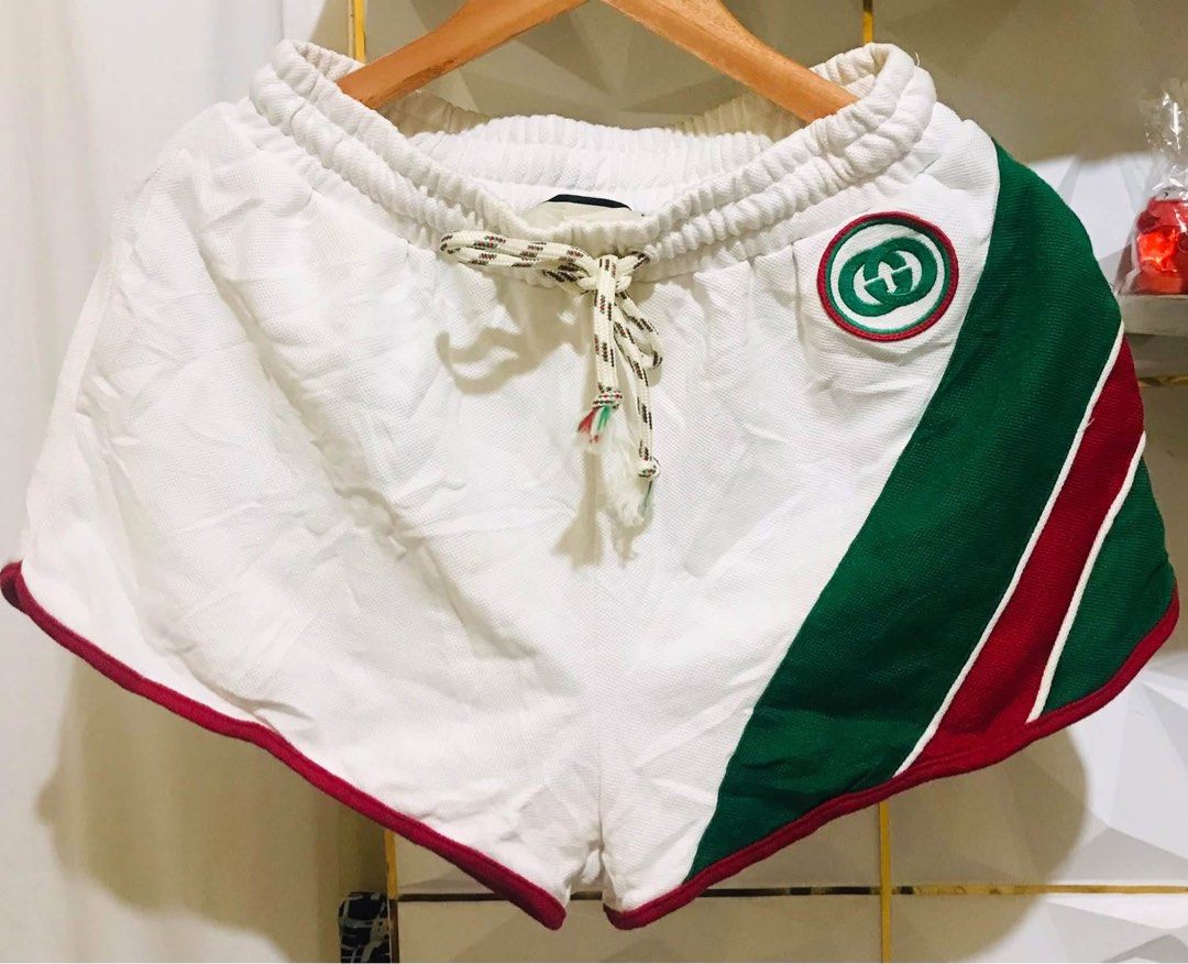gucci womens shorts🔥 (Category: Luxury Apparel) located in Tanay. Submitted by drthriftthree (Listing ID 1468712345, Image 1). Description: excellent condition!.