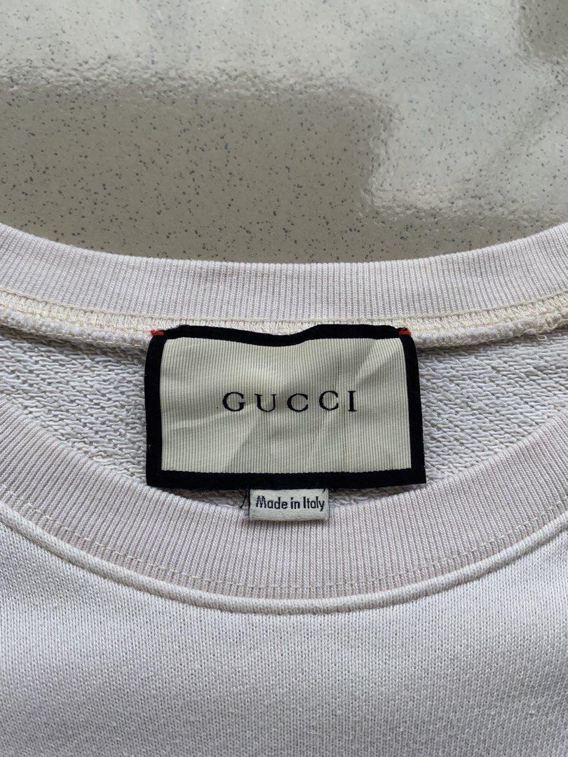 gucci(unisex) (Category: Coats, Jackets and Outerwear) located in Cotabato. Submitted by clarence0918 (Listing ID 1468649590, Image 3). Description: Good as new condition 18x27 10/10 color rate no issues washed.