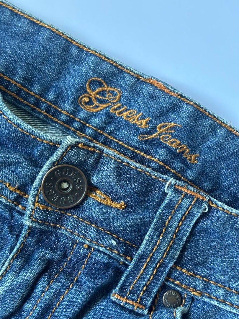 Guess Jeans Micro Denim Shorts (Category: Shorts) located in Manila. Submitted by petalfinds_ (Listing ID 1468549854, Image 2). Description: ˚⊱🪷⊰˚ denim micro shorts ౨ৎ 𝐛𝐫𝐚𝐧𝐝: authentic guess ౨ৎ 𝐬𝐢𝐳𝐞: 28-29 wl | 8" length 🫧⋆｡˚ 𝐝𝐞𝐭𝐚𝐢𝐥𝐬: qualittyyyy! auth guess! 🌸 no issue ─── ⋆⋅☆⋅⋆ ── 「 ✦ 𝐍𝐎 𝐂𝐎𝐃𝐄, 𝐈𝐍𝐕𝐀𝐋𝐈𝐃 𝐌𝐈𝐍𝐄 ✦ 」 𝓹𝓻𝓲𝓬𝓮: 199 𝓬𝓸𝓭𝓮: vintage.