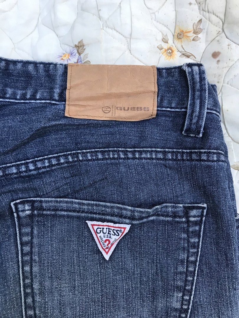 GUESS STRAIGHT CUT (Category: Jeans) located in Salug. Submitted by bagdoi_finds (Listing ID 1468653898, Image 2). Description: .