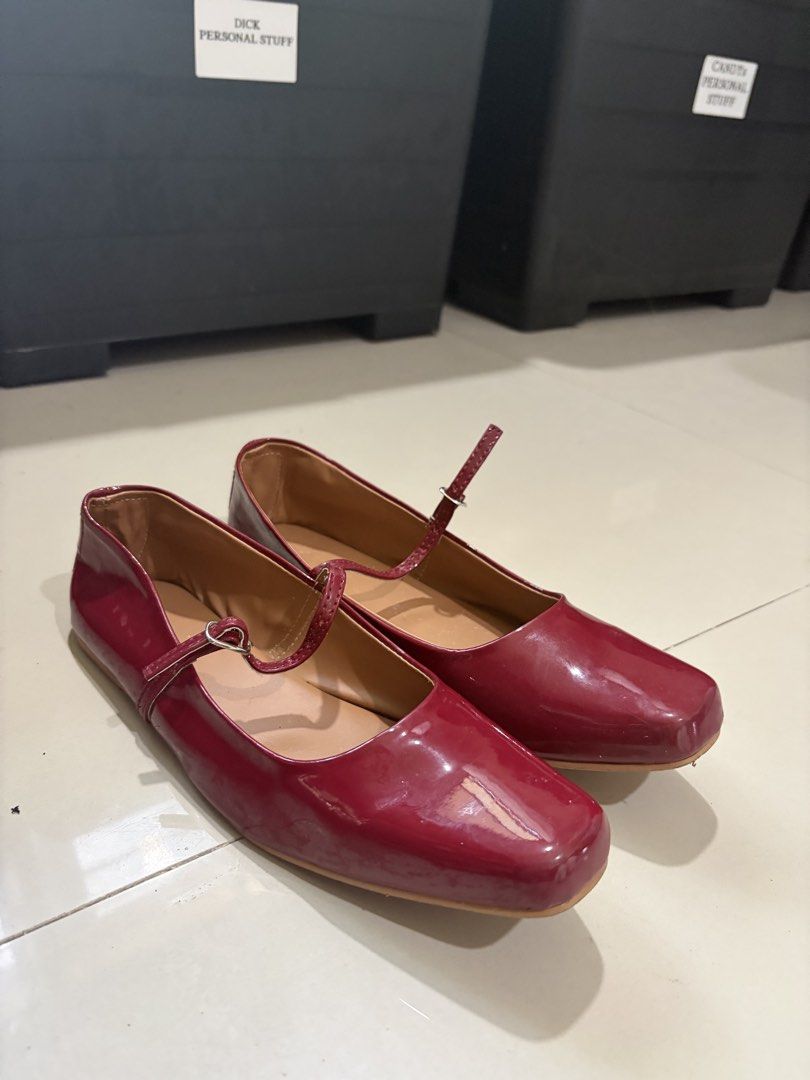 GVN Roberta Mary Janes (Category: Flats & Sandals) located in Quezon City. Submitted by pandesauuur (Listing ID 1468565347, Image 2). Description: - Wine red patent leather Mary Jane flats - Chic square toe design with a glossy finish - Secure buckle strap with easy slip-on support - Comfortable flat sole for all-day wear - Tan inner lining - Lightly used.