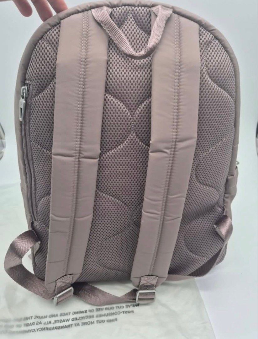 gymshark backpack (Category: Activewear) located in Davao. Submitted by marthascloset (Listing ID 1468705580, Image 3). Description: .