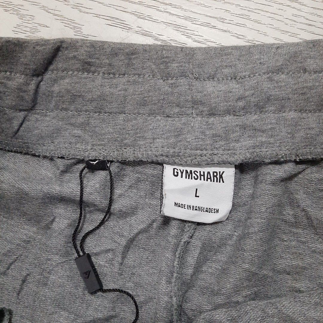 GYMSHARK SWEATSHORT (Category: Shorts) located in San Carlos. Submitted by denzel999 (Listing ID 1468669327, Image 3). Description: Large excellent no flaws.
