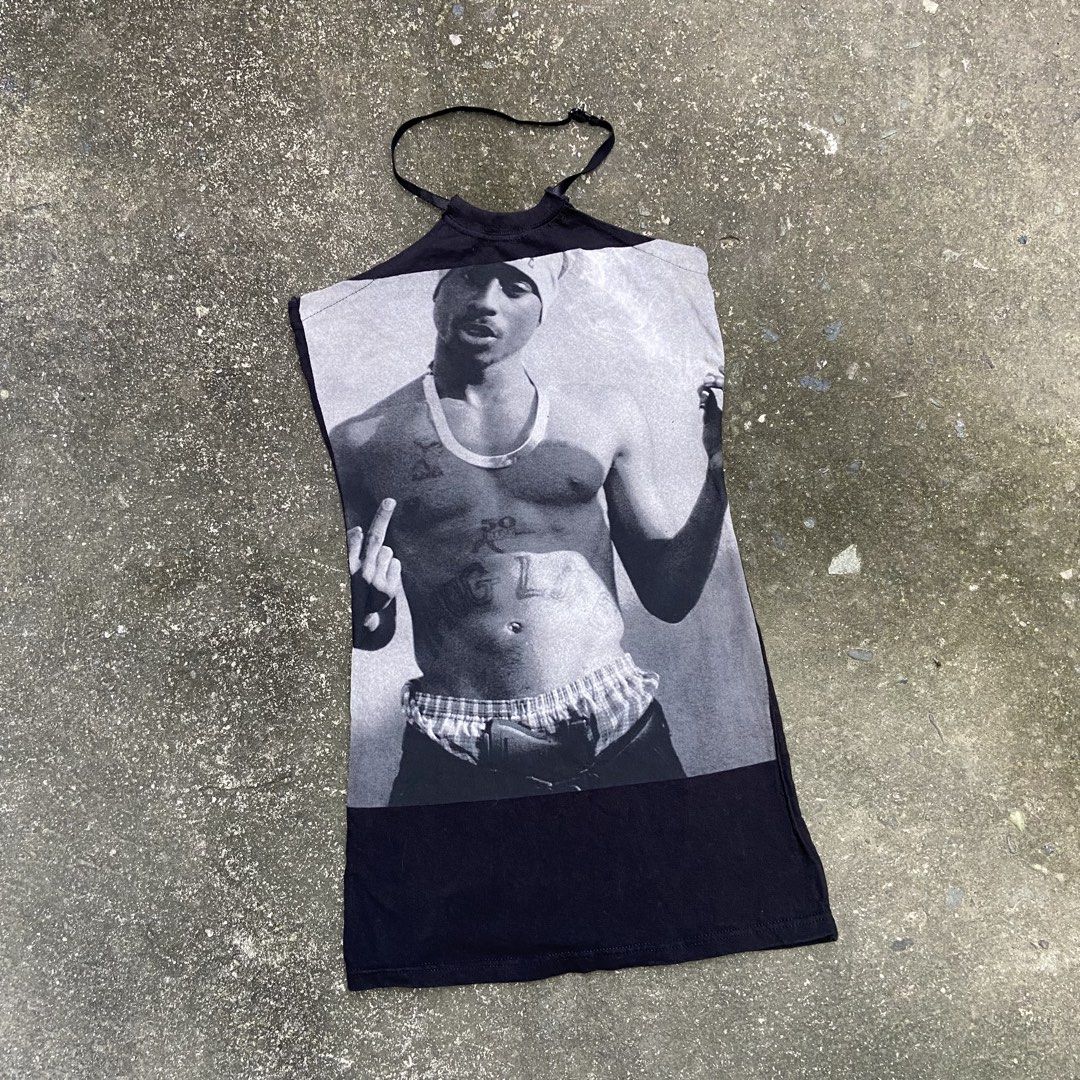Halter-Top Tupac Middle Finger (Category: Others Tops) located in Angeles City. Submitted by eriellynnthrifts (Listing ID 1468626716, Image 1). Description: 15x23 Good Condition. See photo for details 240 Angeles City Pampanga.