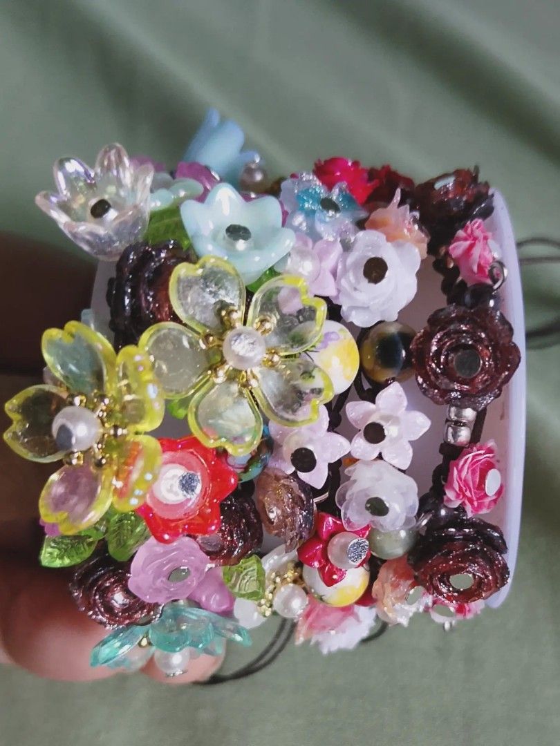 Handmade Floral Beaded Charm Bracelet (Category: Bracelets) located in Abucay. Submitted by idontlikemondays (Listing ID 1468532021, Image 2). Description: Handmade adjustable chunky bracelet featuring colourful acrylic flowers, pearls, and crystals. A fun statement piece for everyday wear!.