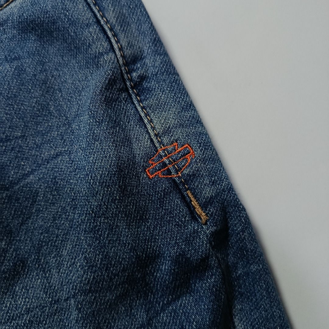 Harley-Davidson Patchwork Paint-Splatter Jeans (Category: Jeans) located in Taytay. Submitted by hoodgrail.vtg (Listing ID 1468641201, Image 3). Description: • Excellent condition - Lightly used • Distressed knee details, contrasting patchwork repairs, and multicolor paint splatters • Size on tag: XL — estimated best fit W34 • Measurements: 17 x 41 in • Leg opening: 6.5 in • Color rate: 9/10 • Issue: None.