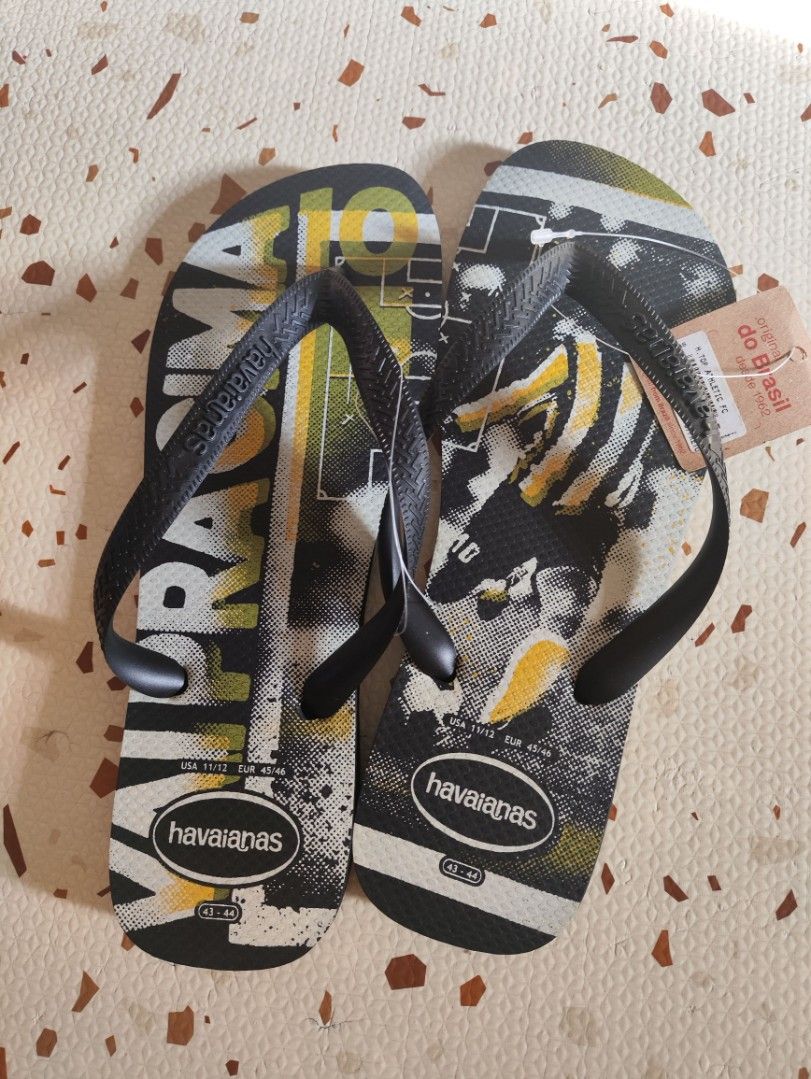 Havaianas Black Slippers (Category: Slippers & Slides) located in Taguig. Submitted by cleanupmomma (Listing ID 1468565317, Image 1). Description: Please take time to read ❤️ ORIGINAL with a tag and a dust bag wyiwyg.
