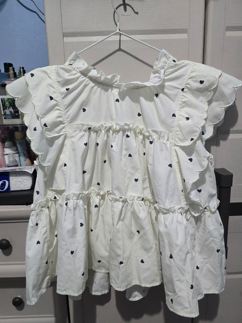 Hearts Doll Top (Category: Blouses) located in Quezon City. Submitted by dinesaur (Listing ID 1468689401, Image 1). Description: l-xl.