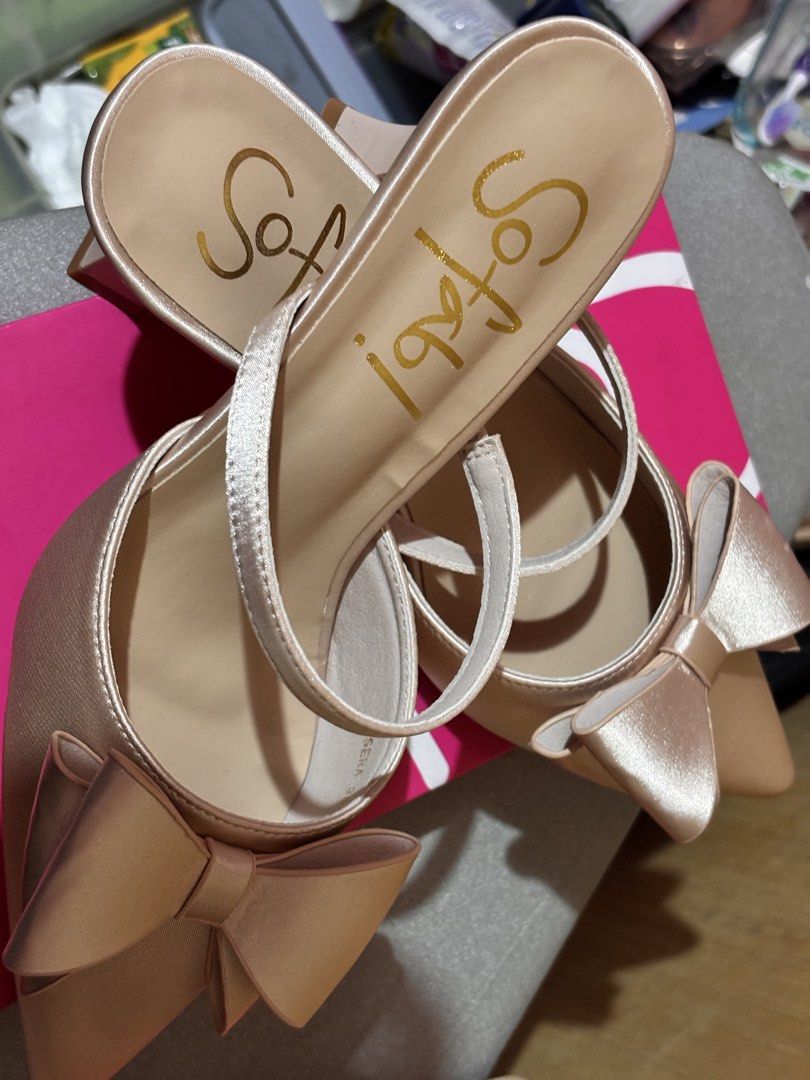 Heels Sofab (Category: Heels) located in Quezon City. Submitted by mizmay15 (Listing ID 1468610952, Image 3). Description: Used only once, ginamit lang saglit sa pic.sobrang bago pa. Size 38.