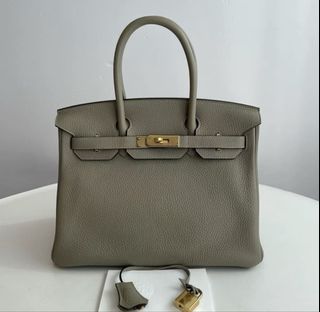 （分類：）位於 。 由 bellize.luxury 提交（商品編號 1468595907，圖片 1）。簡介： 。