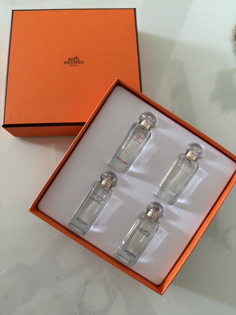 Hermes Le Jardin Miniature Perfume Set 4pcs (Category: Fragrance & Deodorants) located in Quezon City. Submitted by dclttrchs (Listing ID 1468514011, Image 2). Description: - Authentic Hermes miniature perfume set in signature orange box - Includes four 7.5ml splash bottles: Un Jardin Sur La Lagune, Un Jardin À Cythère, Le Jardin De Monsieur Li, and Un Jardin Sur Le Nil - Great way to sample the luxury garden fragrance collection - Perfect luxury