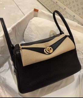 （分類：）位於 。 由 bellize.luxury 提交（商品編號 1468588703，圖片 1）。簡介： 。