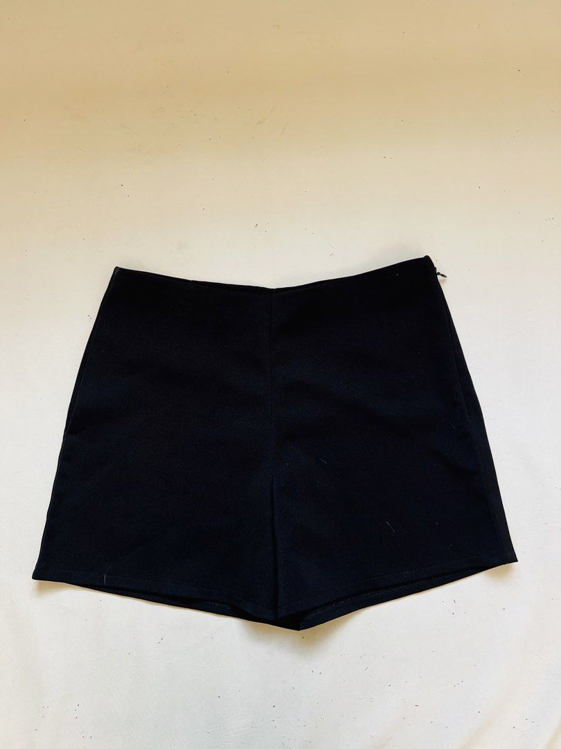 Highwaist Shorts (Category: Shorts) located in Bacolod City. Submitted by mairea (Listing ID 1468521981, Image 1). Description: .