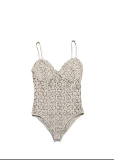 (Category: ) located in . Submitted by kjujucloset (Listing ID 1468508569, Image 1). Description: .