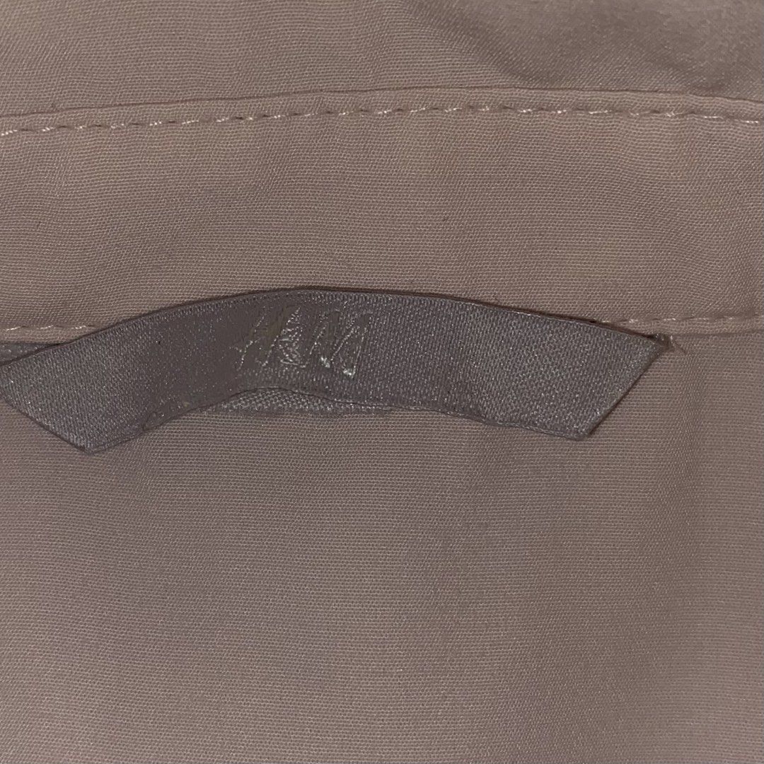 H&M drape long sleeve top (Category: Blouses) located in San Jose del Monte. Submitted by mamiracky (Listing ID 1468613222, Image 3). Description: .