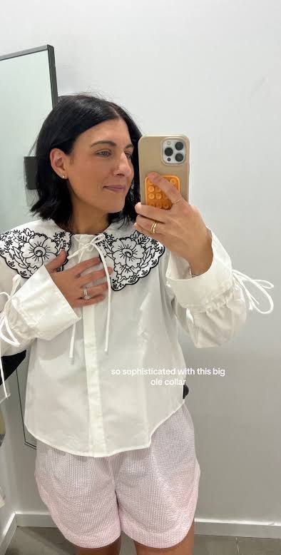 H&M Embroidered Collar White Blouse (Category: Blouses) located in Makati City. Submitted by ario_drobe (Listing ID 1468681762, Image 2). Description: - Brand: H&M Divided - Size: XS - Loc: Makati. - Meet Up: Taft, DLSU, CSB.