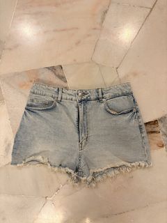 (Category: ) located in . Submitted by sarah3010 (Listing ID 1468549430, Image 1). Description: .