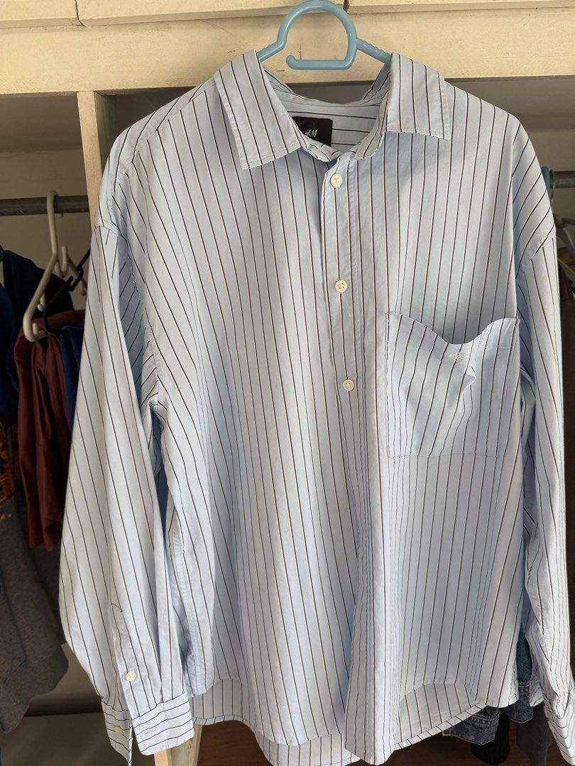H&m striped shirt (Category: Shirts) located in Cainta. Submitted by disposing_things (Listing ID 1468569918, Image 2). Description: .