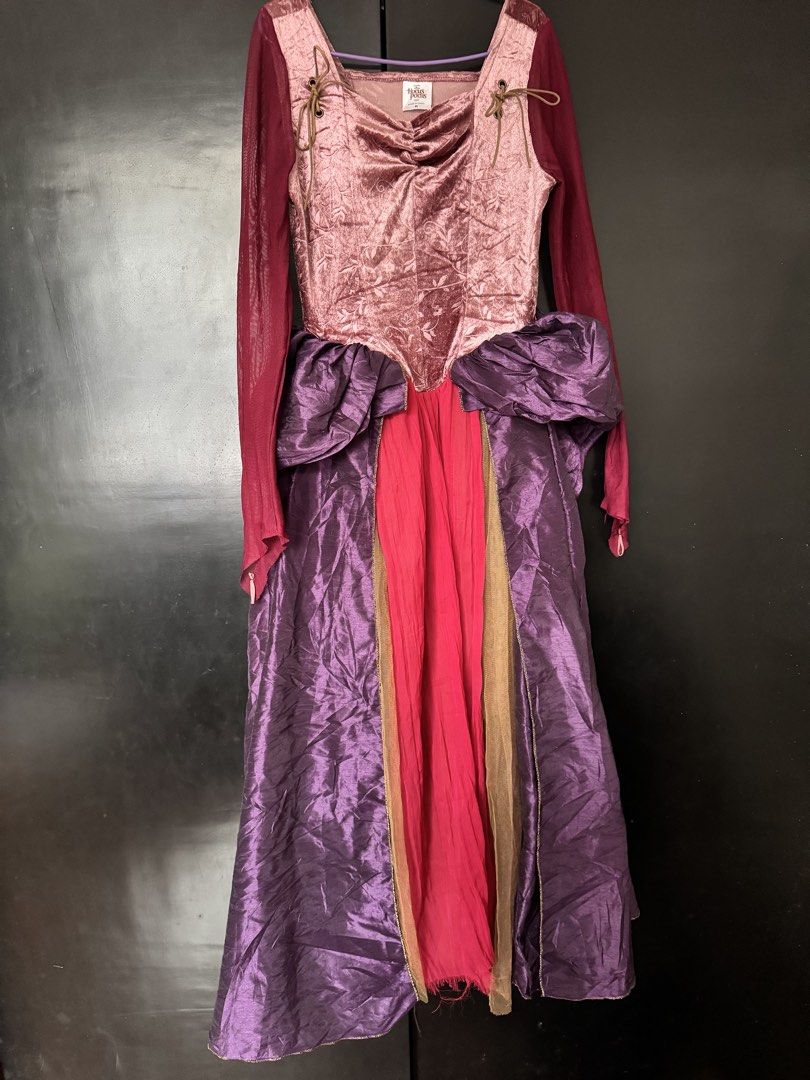 Hocus Pocus Sarah Sanderson (Category: Dresses) located in Marikina City. Submitted by pborj (Listing ID 1468514159, Image 2). Description: - Disney Hocus Pocus Sarah Sanderson costume dress - Size: Medium on tag (but this fits teens) - 2nd upto the last photo are the actual .