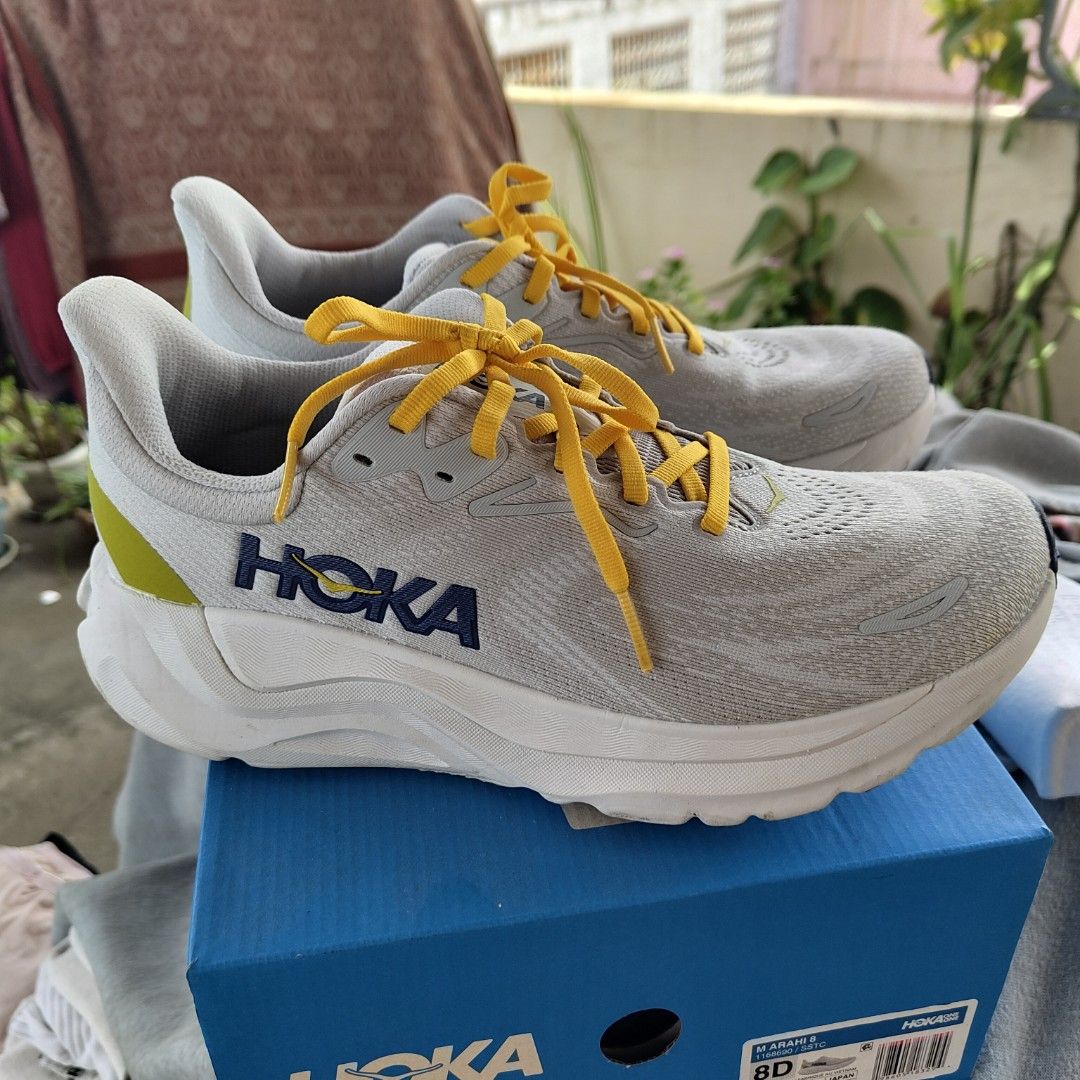 hoka arahi 8US (Category: Sneakers) located in Pasay City. Submitted by zidler0739147 (Listing ID 1468536973, Image 2). Description: PRICE IS FIRM ARAHI 8 8US D WIDTH (NOT WIDE) used twice only 20km LEGIT FROM REV CONRAD MAKATI LOCATION.