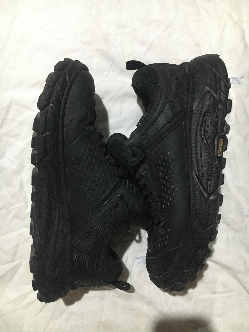 Hoka One One Tor Ultra Low Gore Tex (Category: Sneakers) located in Quezon City. Submitted by thriftyzx (Listing ID 1468681507, Image 3). Description: Hoka One One Tor Ultra Low Gore Tex Size: US. 9 Men's/ 10 Women's / Euro.43½ Issue: Replace Insole Condition: 9/10 No Sole Seps No heel and toe drags 2200 Location: QC.