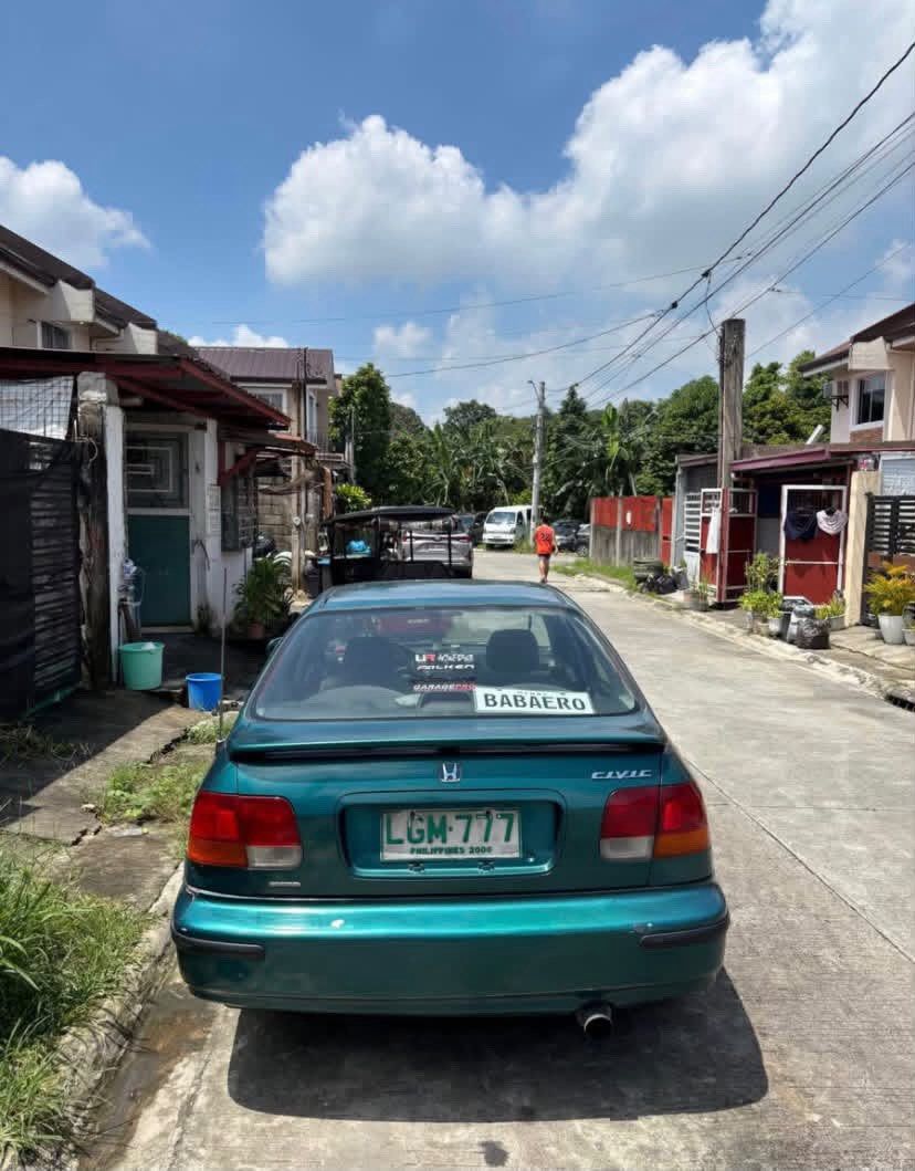 Honda Civic 1.6 VTI (A) (Category: Used Cars) located in Manila. Submitted by janwbahahahah (Listing ID 1468602525, Image 2). Description: PASS PO SA TAWAD NG TAWAD PAG BINIGAY AYAW NAMAN PUMUNTA AT MKIKIPAGDEAL TAPOS DI NA NAGREREPLY AT SA MASYADIO MASELAN KAUSAP PASS NA DIN SA SWAP SA MOTOR PDE SA IPHONE + CASH PAKIBASA PO MUNA Very rush sale Honda civic vti 1996 Automatic transmission No delay no kaldag Good running condition Cold aircon New f