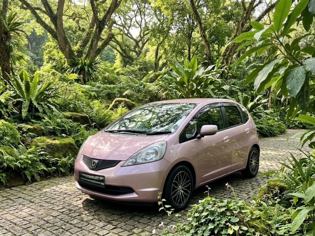 Honda Fit 1.3 G (A) (Category: Used Cars) located in Singapore. Submitted by kingfrank (Listing ID 1468591832, Image 1). Description: price negotiable. try your buying price!! Christmas sale!! very well kept. cold air conditioning clean interior good sound system new tyres New battery worth buying.