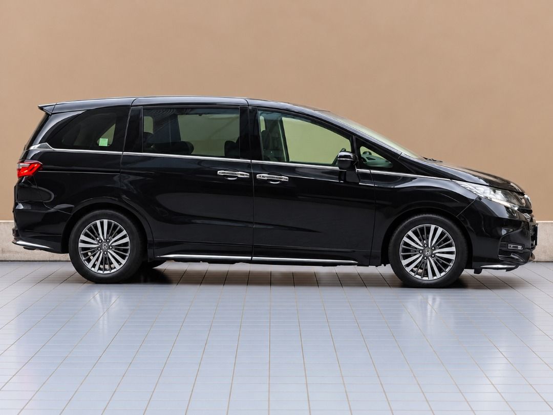 Honda Odyssey 2.4 EXV-S (A) (Category: Used Cars) located in Singapore. Submitted by quantumcollections (Listing ID 1449502239, Image 3). Description: 𝐇𝐨𝐧𝐝𝐚 𝐎𝐝𝐲𝐬𝐬𝐞𝐲 𝟐.𝟒𝐀 𝐄𝐗𝐕-𝐒 𝐒𝐮𝐧𝐫𝐨𝐨𝐟 𝑅𝑒𝑔 𝐷𝑎𝑡𝑒: 15 𝐽𝑢𝑙 2019 (2𝑦𝑟𝑠 9𝑚𝑡ℎ) 𝑀𝑖𝑙𝑒𝑎𝑔𝑒: 93,700 𝑘𝑚 𝑂𝑤𝑛𝑒𝑟𝑠: 2 𝐹𝑢𝑙𝑙 𝐿𝑜𝑎𝑛 𝑀𝑜𝑛𝑡ℎ𝑙𝑦 𝑜𝑛𝑙𝑦 @ $27𝑥𝑥!!! 𝐵𝑎𝑛𝑘 𝐿𝑜𝑎𝑛 𝑀𝑜𝑛𝑡ℎ𝑙𝑦 𝑜𝑛𝑙𝑦 @ $18𝑥𝑥!!! 1 𝑌𝑒𝑎𝑟 𝑊𝑎𝑟𝑟𝑎𝑛𝑡𝑦!!! 𝐹𝑢𝑙𝑙