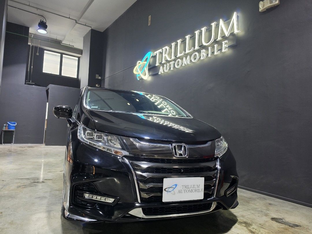 Honda Odyssey Hybrid 2.0 Absolute 8-Seater Honda Sensing (A) (Category: Used Cars) located in Singapore. Submitted by trillium.auto (Listing ID 1468557207, Image 1). Description: 🚘 Vehicle Features Powered by 2.OL 4 cylinders DOHC e-HEV Hybrid engine, producing 145ps 6200rpm engine power and 184ps 5-600Orpm motor power. E-CVT gearbox 🚘 Accessories Factory fitted infotainment system, dual power sliding door, brake hold, eco mode, pre crash warni