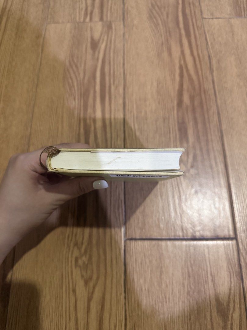 Hopkins | Everyman’s Library Pocket Poets (Category: Storybooks) located in Guiguinto. Submitted by _booktalksph (Listing ID 1468644104, Image 2). Description: Condition: 🔖 Slight foxing 🔖 No tanning 💌 Feel free to DM for inquires ~~ 💌 Location: Bulacan 💌 MOP: Bank Transfer or Gcash 💌 MOD: Direct JNT // 📬Starts at 54 for MMPB books // 📬Starts at 74 for TP/HB books.