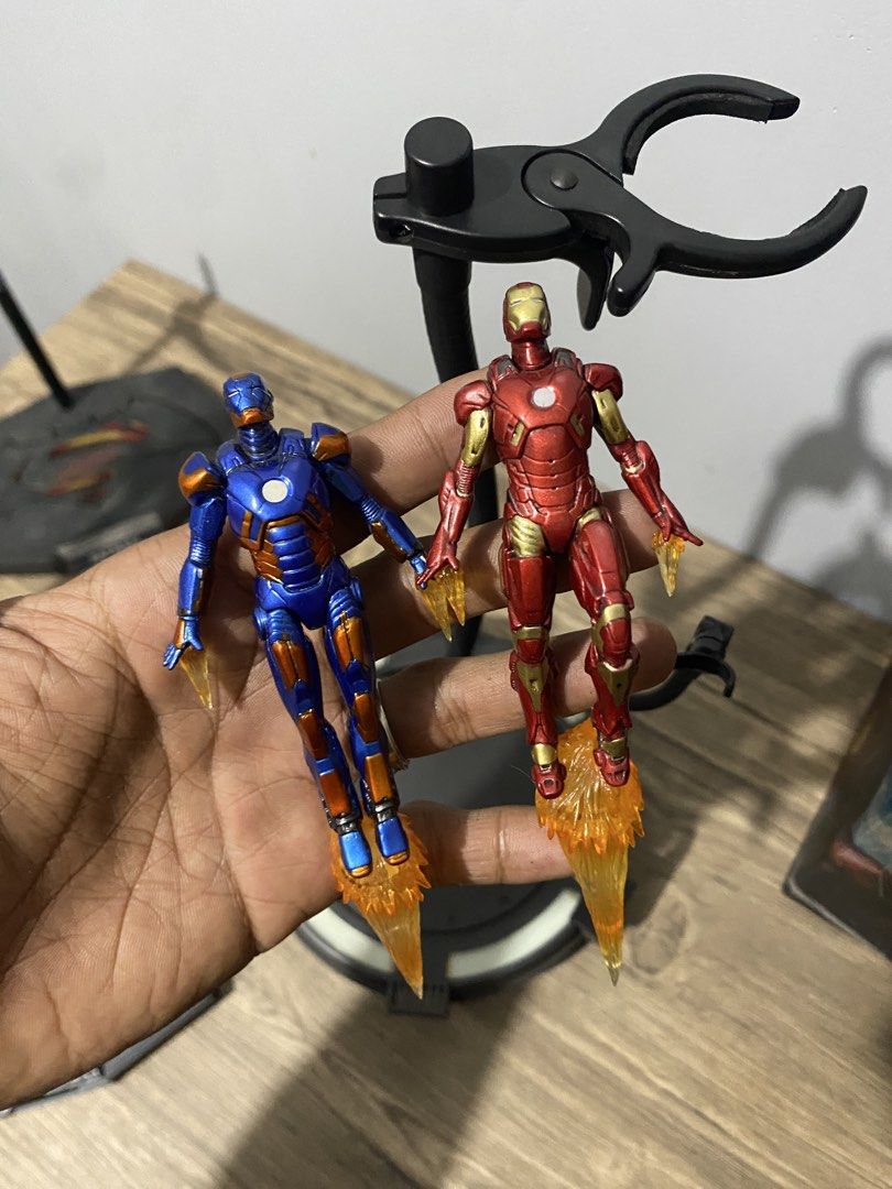 Hot toys Ironman Base-Stand 1:6 scale (Category: Figurines & Statues) located in Paranaque City. Submitted by icko007 (Listing ID 1468647031, Image 3). Description: Hot toys Ironman Base-Stand 1:6 scale Price 2999 Only Dibs Now Pay Now / No rush shippinh Location Paranaque Payment Gcash/Bpi Shipping Lalamove/Lbc Buyers Risk / Fee ‼️Seller is not responsible for: lost, stolen, or damaged packages. .