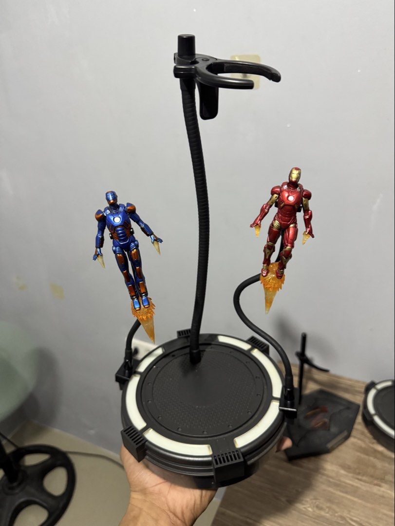Hot toys Ironman Base-Stand 1:6 scale (Category: Figurines & Statues) located in Paranaque City. Submitted by icko007 (Listing ID 1468647031, Image 2). Description: Hot toys Ironman Base-Stand 1:6 scale Price 2999 Only Dibs Now Pay Now / No rush shippinh Location Paranaque Payment Gcash/Bpi Shipping Lalamove/Lbc Buyers Risk / Fee ‼️Seller is not responsible for: lost, stolen, or damaged packages. .