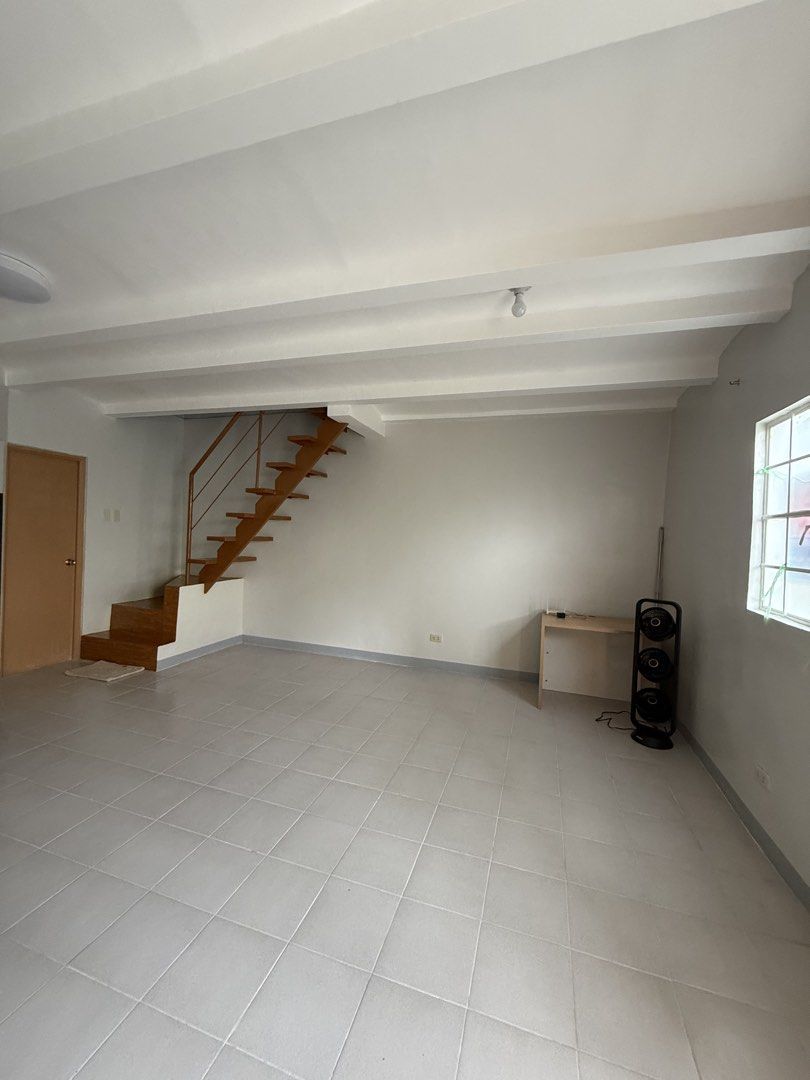 House For Rent Sta. Rosa, Laguna (Category: Townhouse) located in Santa Rosa. Submitted by elainne_evrbloom (Listing ID 1468557651, Image 2). Description: Newly Renovated House For Rent 3Bedrooms 1 Bathroom Kitchen Area LIving Room Internet Ready Water Heater Amenities: Basketball court Residence ID Playground Near wet market Unitown Center Schools Slex Exit .