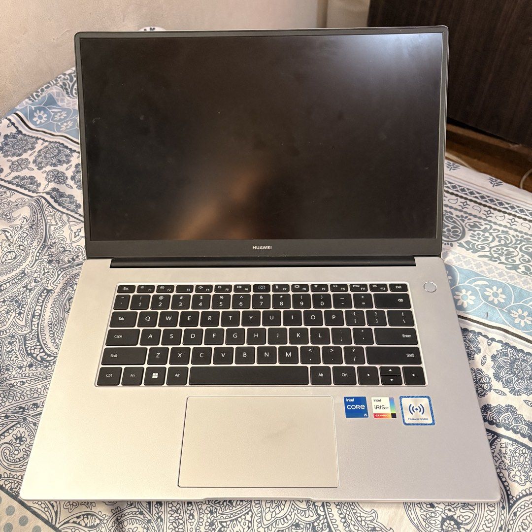 Huawei Laptop Intel Core i5 (Category: Laptops & Notebooks) located in Cavite. Submitted by second.thought (Listing ID 1468501632, Image 1). Description: ‼️FOR SALE‼️ Huawei MateBook D15 📌SPECS:📌 Processor: 11th Gen Intel(R) Core(TM) i5-1155G7 @ 2.50GHz (2.50 GHz) Installed RAM: 16.0 GB Graphics card: Intel(R) Iris(R) Xe Graphics (128 MB) Storage: 512GB System Type: 64-bit operating system, x64-based processor RFS: hindi na nagagamit masyado si