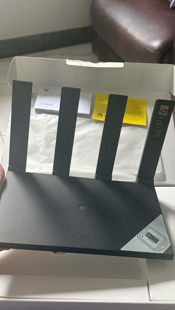 Huawei WiFi AX3 Pro 3000Mbps Router (Category: Networking) located in Pasig City. Submitted by 35th.store (Listing ID 1468523392, Image 2). Description: - Model: Huawei WiFi AX3 Pro Wireless Router - Color: Black with 4 high-gain external antennas - Speed: Dual-band gigabit rate up to 3000Mbps - Technology: Advanced WiFi 6+ for faster and stable connection - Inclusions: Complete with original box and manuals - Condition: Like new / Well-maintaine