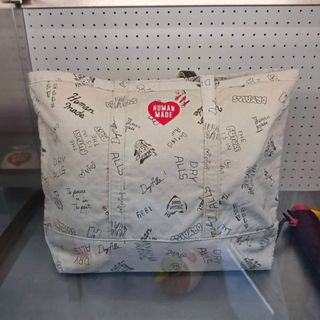 (Category: ) located in . Submitted by thehypewear.co (Listing ID 1468437615, Image 1). Description: .