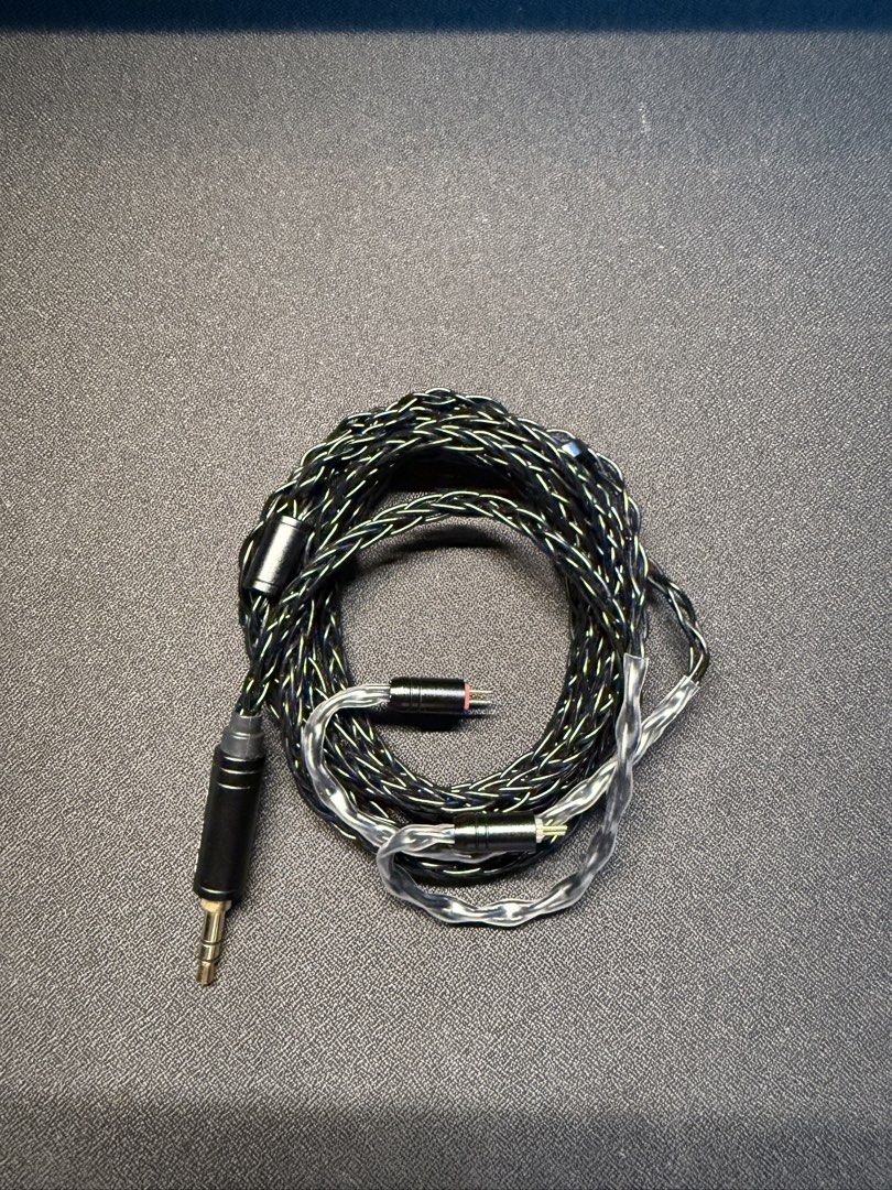 IEM Cable (Category: Earphones) located in Pateros City. Submitted by liebe.hehi (Listing ID 1468569183, Image 2). Description: KBEAR IEM Cable KBear ST12 8-strand 4N OFC silver-plated 3.5mm, 0.78 pin. All working Slightly Negotiable (for sure buyer only) No meetup (walang time) Can do video call for proof Gcash payment only. J&T/Lalamove (shipping fee will be shouldered by the buyer.) .