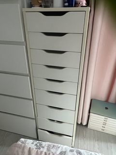 (Category: ) located in . Submitted by ingridyu (Listing ID 1468519333, Image 1). Description: .