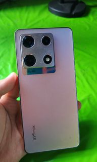 (Category: ) located in . Submitted by accountshopphub (Listing ID 1468598427, Image 1). Description: .