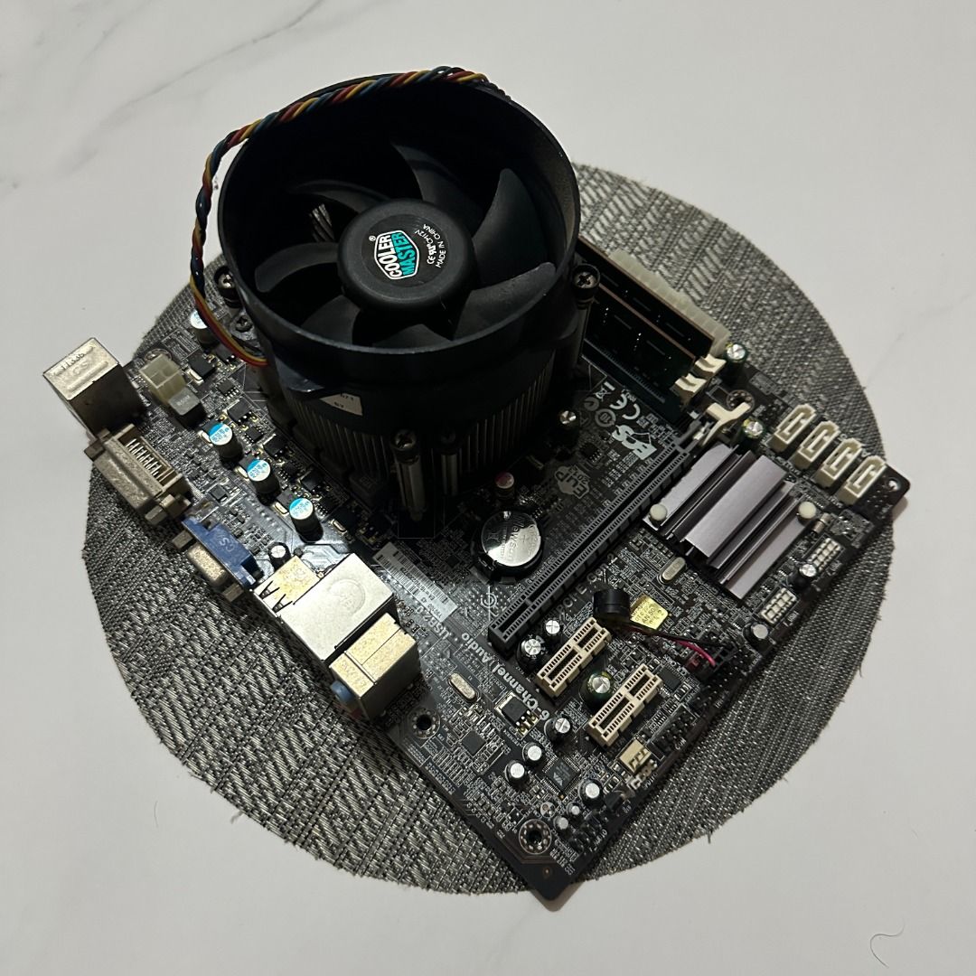 Intel Core i5 2nd gen processor w/ Motherboard and 4+4gb ram (Category: Desktops) located in Manila. Submitted by kingstephe58383 (Listing ID 1468595292, Image 1). Description: For Sale: Intel Core i5 2nd gen processor w/ Motherboard and 4+4gb ram 📦 Specs: • Processor: Intel Core i5-2100 with Cooler Master heatsink • Motherboard: LGA 1155 Socket (H61 Chipset) • Ram: Samsung 4+4gb DDR3 1600 MHz Working and tested already **Issue: No hidden issue 