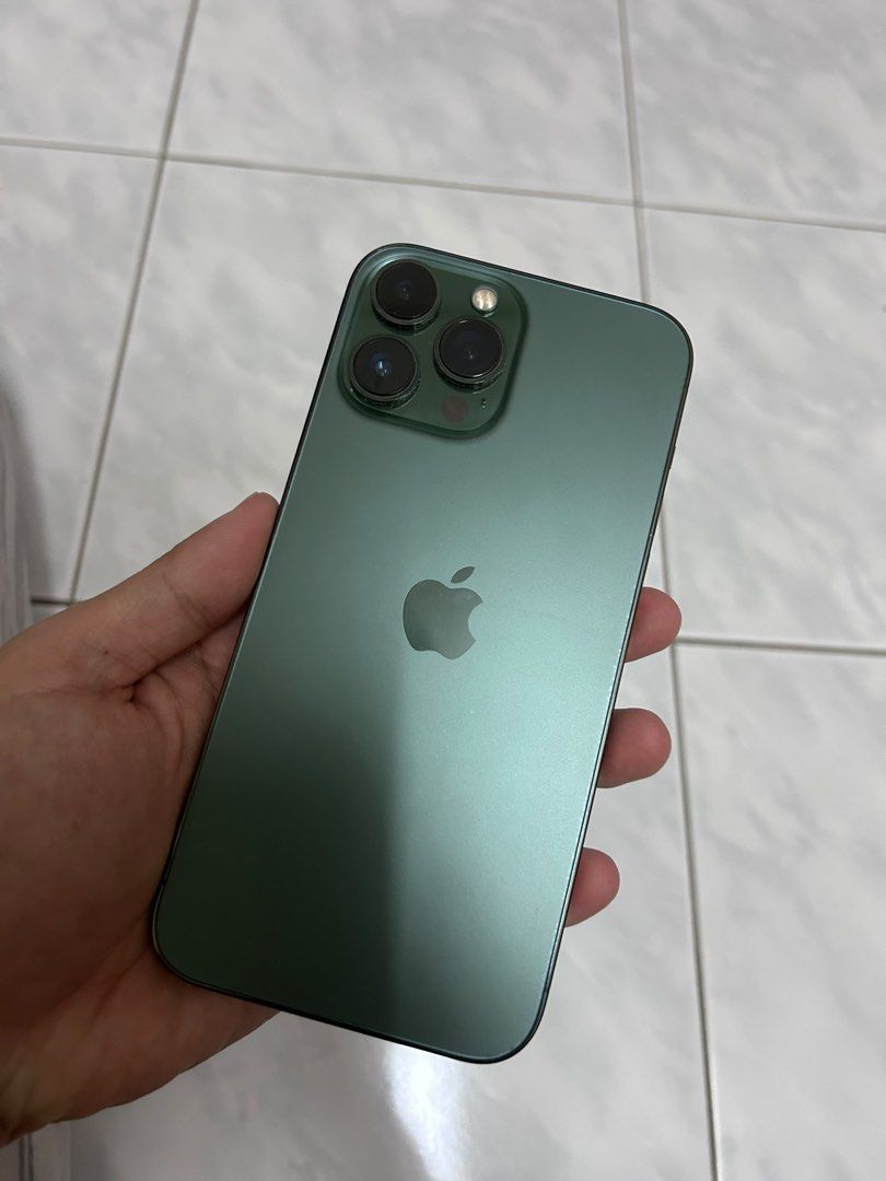 ip13 pro max (Category: iPhone 13 Series) located in Melaka Tengah. Submitted by tanming2025 (Listing ID 1468619690, Image 2). Description: full Set good condition.