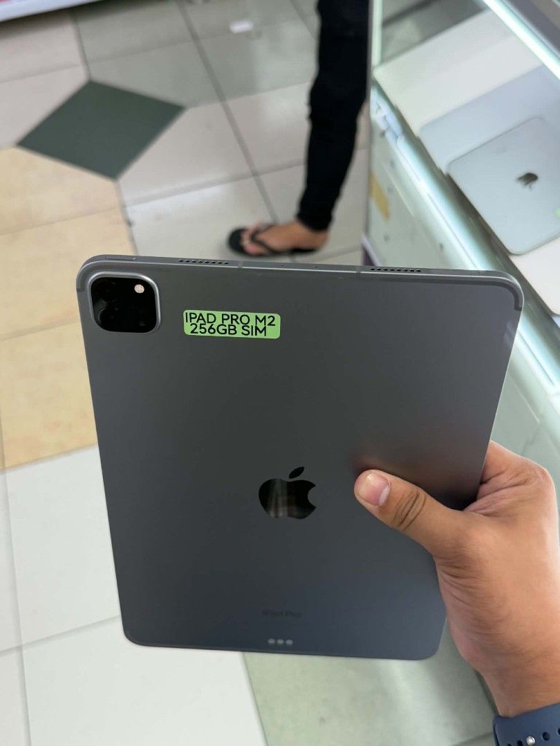 Ipad Pro M2 11' 256gb Cellular No issue (Category: iPad) located in San Juan City. Submitted by keannagadgetph (Listing ID 1468506609, Image 3). Description: Available for today's. Ipad Pro M2 2022 11' 256gb Good bh Cellular 95% Makinis Charger only Ntc approved Accepting swap / Trade in / installment / walk in For fast transaction 09777177470 look for alyanna Fb page : javeds gadget shop.