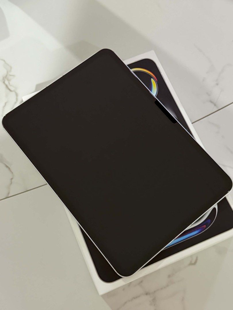 IPAD PRO M4 11” 1TB WIFI + CELLULAR (Category: iPad) located in Las Pinas. Submitted by juls_mp (Listing ID 1468503407, Image 2). Description: SLIGHTLY NEGOTIABLE Model: iPad Pro 11-inch M4 Wi-Fi + Cellular 1TB (Silver) Condition: Excellent, no scratches or dents. Quick Specifications: iPad Pro 11-inch (M4), Wi-Fi + Cellular (5G eSIM) 1TB storage Standard glass, Silver iPadOS 26.6 Battery Health: 88% Manufactured May 2024 Inclusions: BOX 2 Cases 