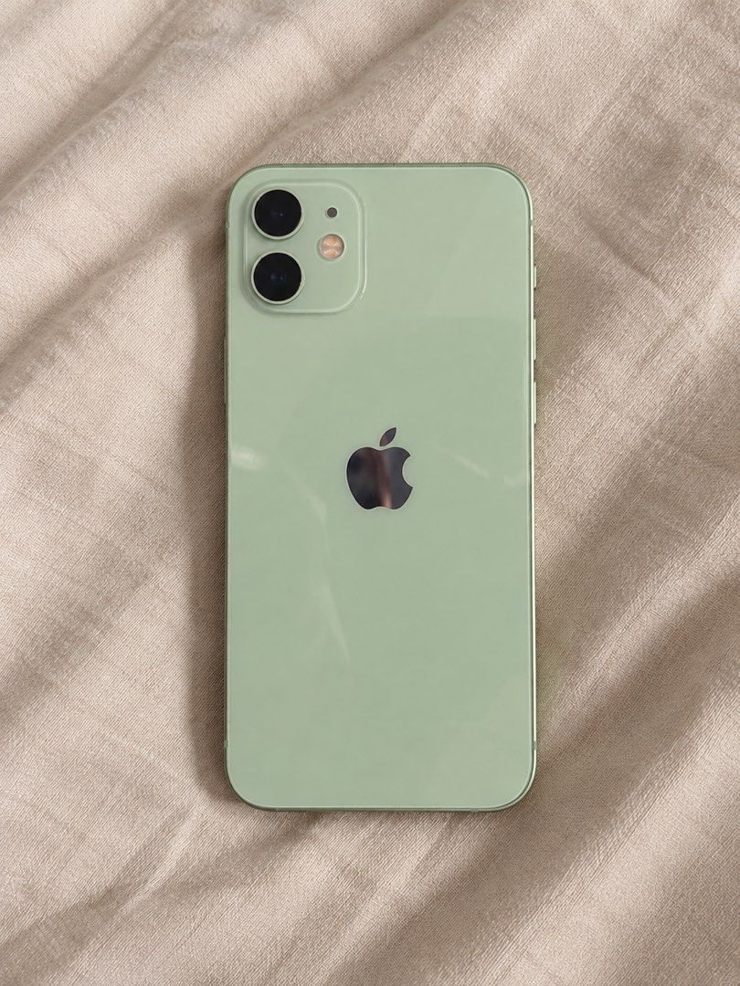 Iphone 12 (Category: iPhone 12 Series) located in Manila. Submitted by biancamen36023 (Listing ID 1468589994, Image 1). Description: 🍏 FOR SALE: iPhone 12 Green (128GB) 💚 Color: Green 💾 Storage: 128GB 🔋 Battery Health: 73% 📦 Inclusion: Original box ✨ Condition: Good working condition RFS: Upgrading PM for inquiries! 😊.