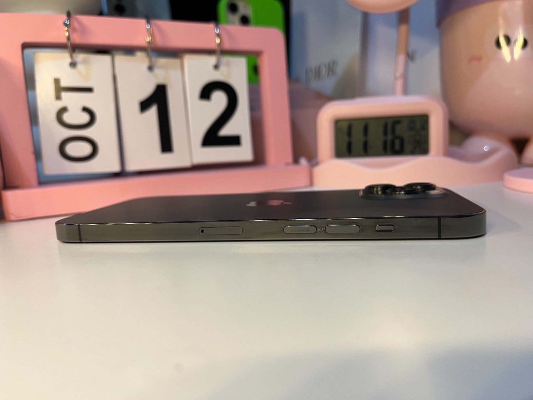 IPHONE 12 PROMAX 256GB (Category: iPhone 12 Series) located in Manila. Submitted by yishaaaalim (Listing ID 1468535750, Image 3). Description: FOR SALE! IPHONE 12 PROMAX 256GB P17,500 RUSH! - 256gb - 99% battery health - smooth performance - allworking - true tone/face id - ch/a variant(dual physical sim) - unli check/reset upon meet up - openline - no issue inclusions: unit and cose 📍marikina open for meet up.