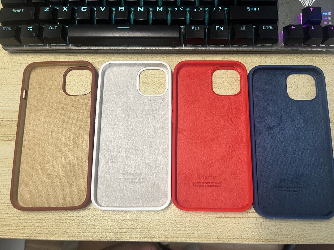 Iphone 13/14 Matte Liquid Silicone Case (Category: Cases & Sleeves) located in Manila. Submitted by bjaureus (Listing ID 1468500099, Image 2). Description: Liquid Silicone Case For Iphone 13 and 14 DI PA NAGAGAMIT Nabili ko online 90 pesos each Take all for 250 pesos Rfs: di nagagamit sa sobrang daming case.