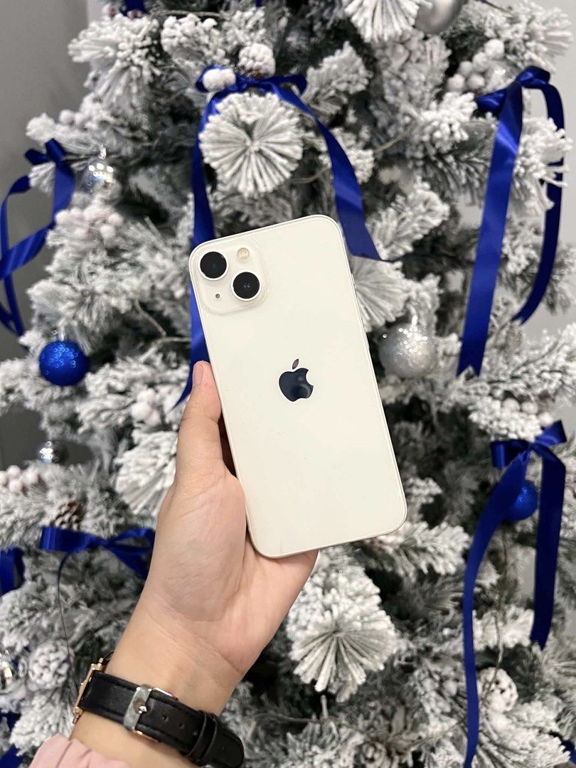 iPhone 13 ( 128gb) (Category: iPhone 13 Series) located in Manila. Submitted by maricaracornista_ (Listing ID 1468587191, Image 1). Description: ✨Iphone 13 128gb starlight ☑️Truetone working ☑️Face id/True Tone ☑️Factory unlocked anysim ☑️No history of repair ☑️No issues/No scratches ☑️Allworkings. 🔋Battery health: 78% My own prelove, Good as new. 🎄Inclusion: Original box And phone Case. 🪩MEETUP: ORTIGAS and Binangonan. Pick up or delivery (sh